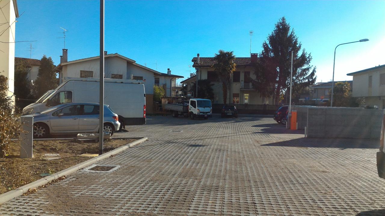 Hotel Ristorante Cigno - Camere And Aparthotel لاتيسانا المظهر الخارجي الصورة